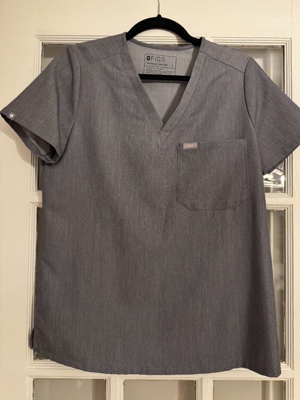 Figs Women's Heather Gray V-Neck Scrub Top
